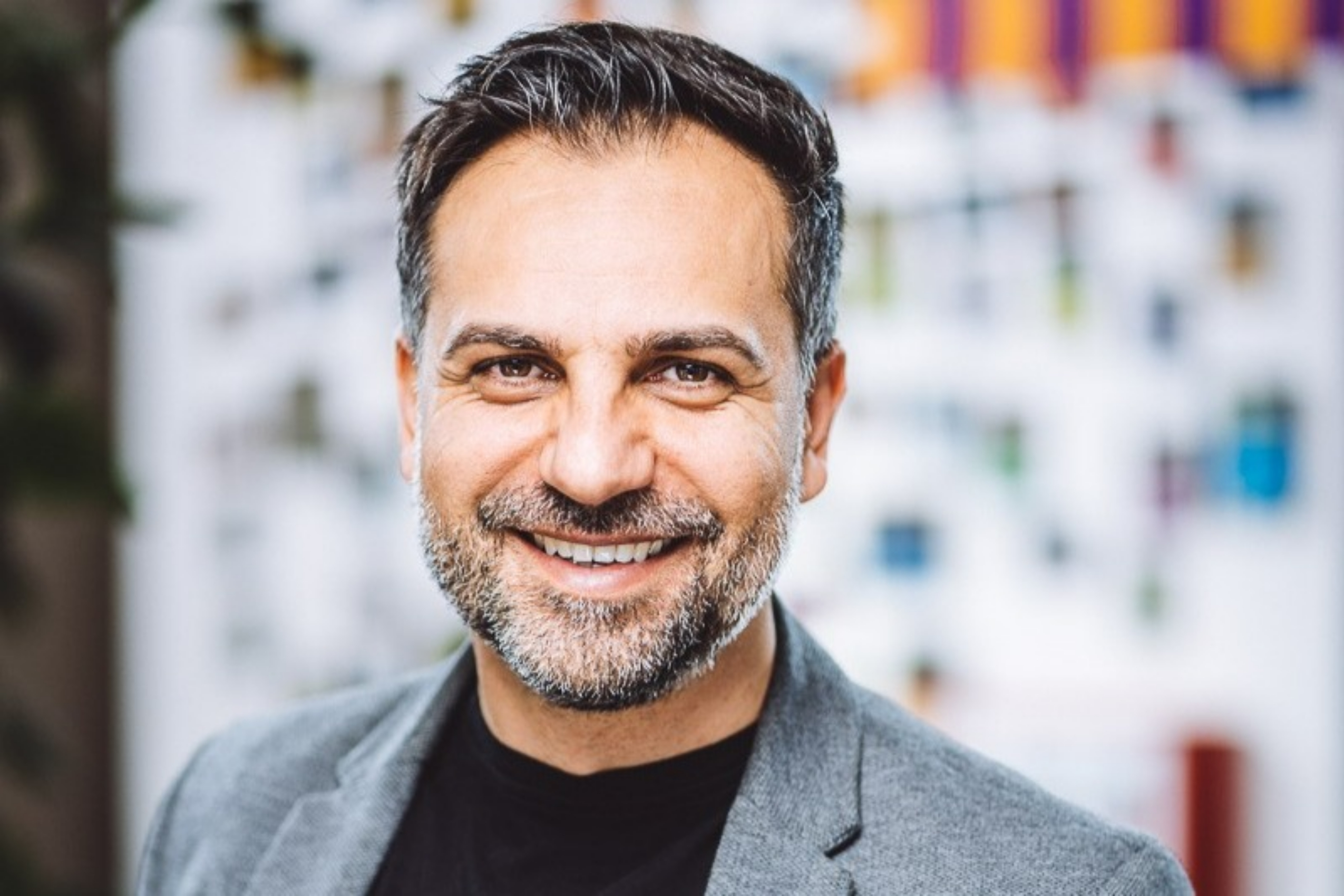 Babak Ghasemi wird neuer CFO von Magenta Telekom